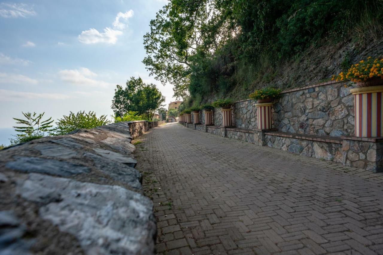 Azienda Agrituristica Le Terre Di San Leonardo Cetraro Esterno foto